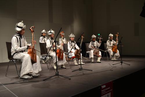 “Тал нутгийн хүүхдүүд” эх орондоо ирлээ